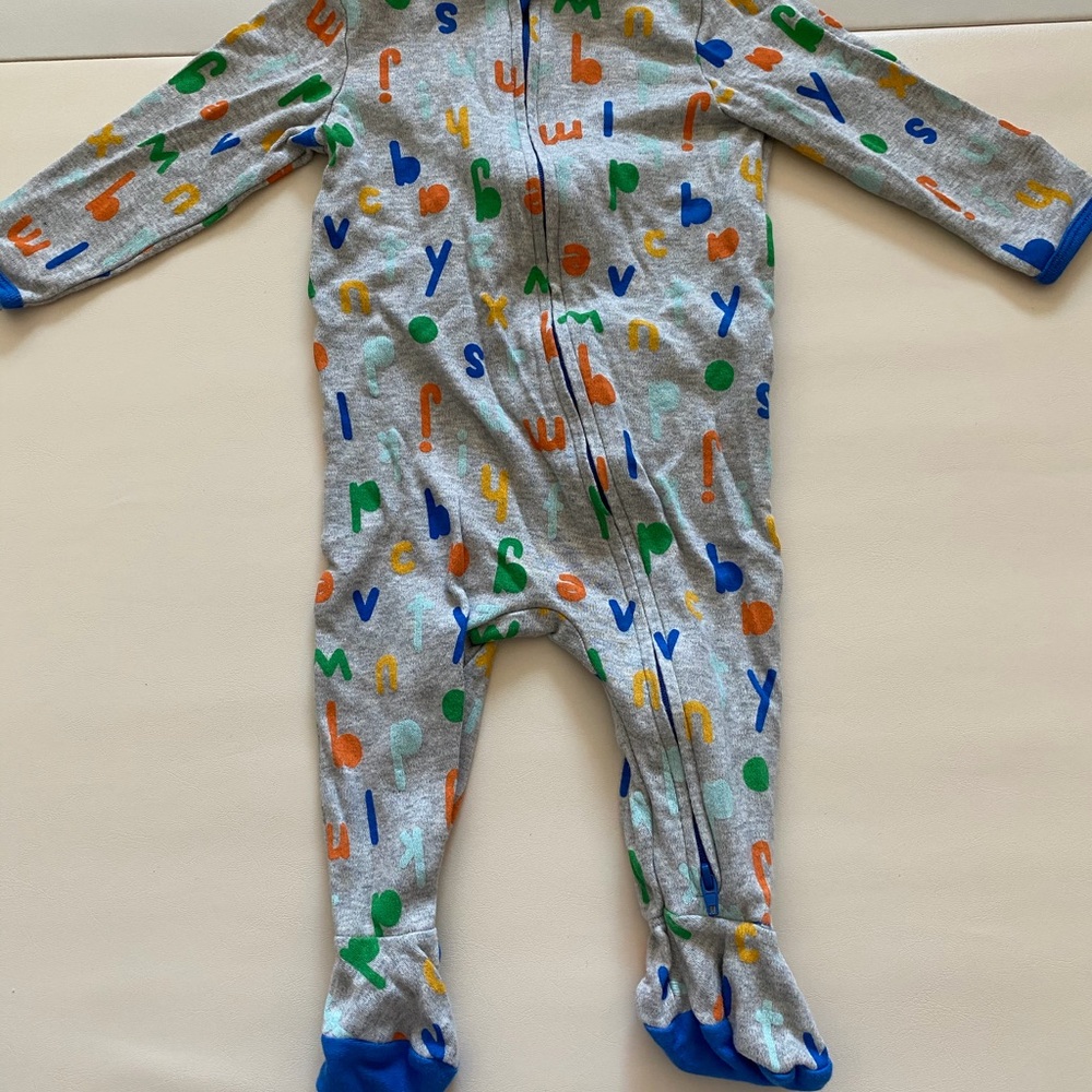 Cat & Jack Gray Alphabet Kids Footie